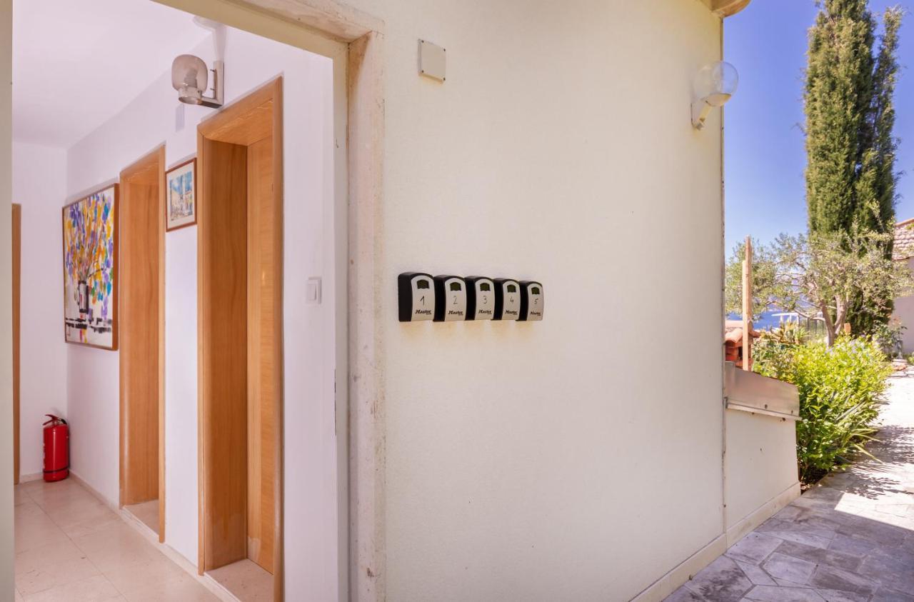 Hotel Sobe Na Konalu Ragusa Esterno foto
